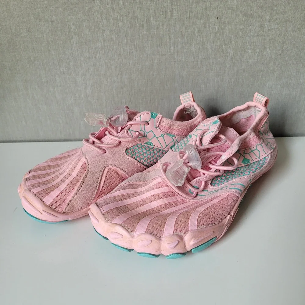 Girl's Water Shoes Kids Size 31 Pink Good Barefoot Athletic Beach Gorpcore